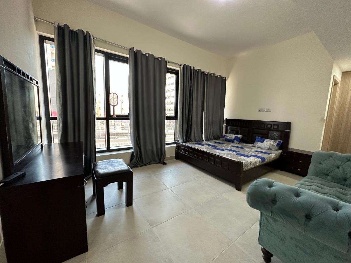 Private Bed Room With Attached Washroom, 2Bhk Sharing Flat Dubai Exterior photo