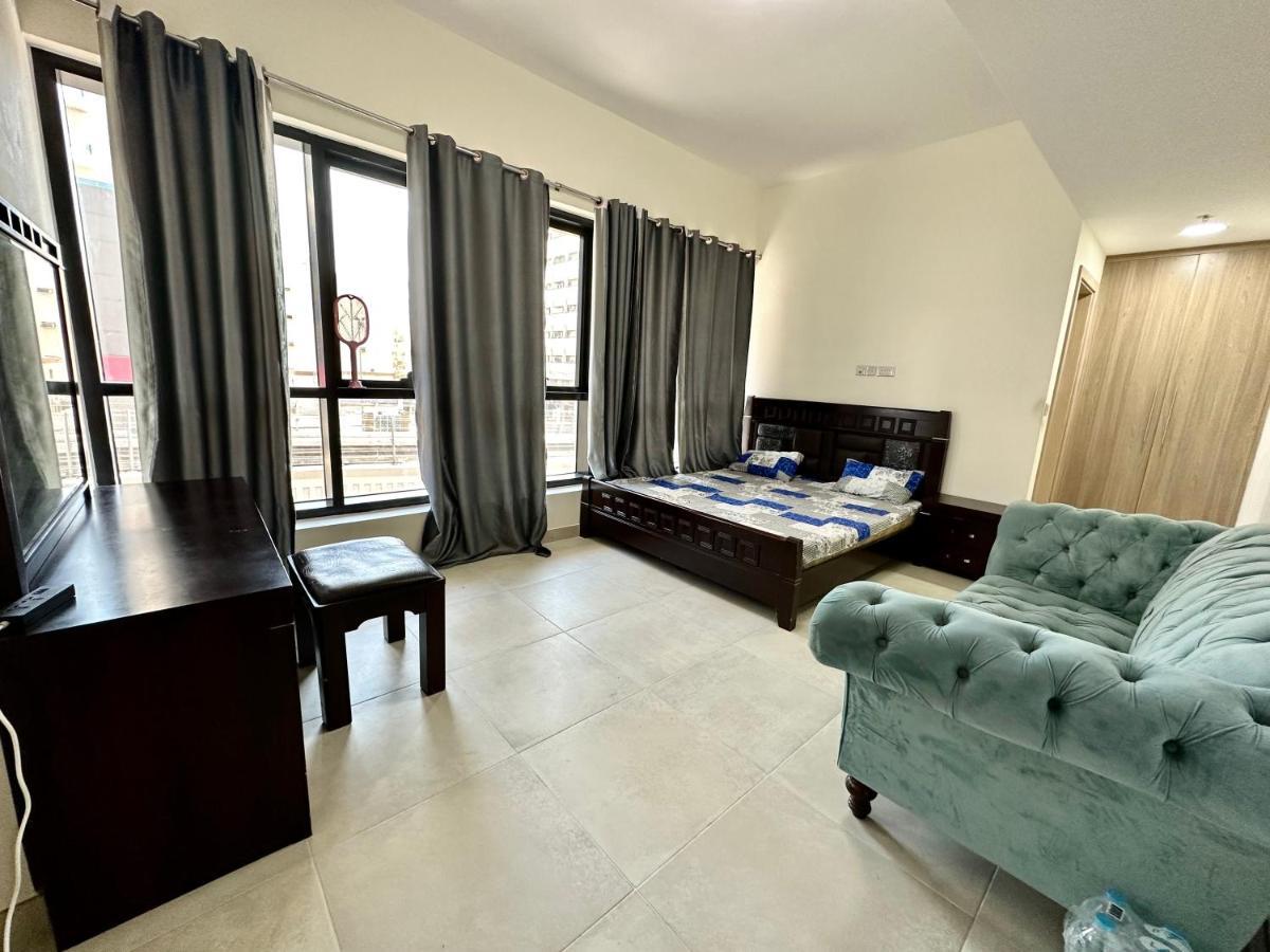 Private Bed Room With Attached Washroom, 2Bhk Sharing Flat Dubai Exterior photo